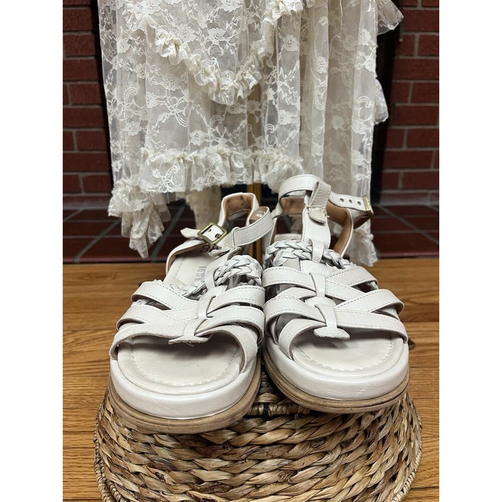 A.S.98 Saul Strappy Leather Sandals Beige Size 10 Free People Women